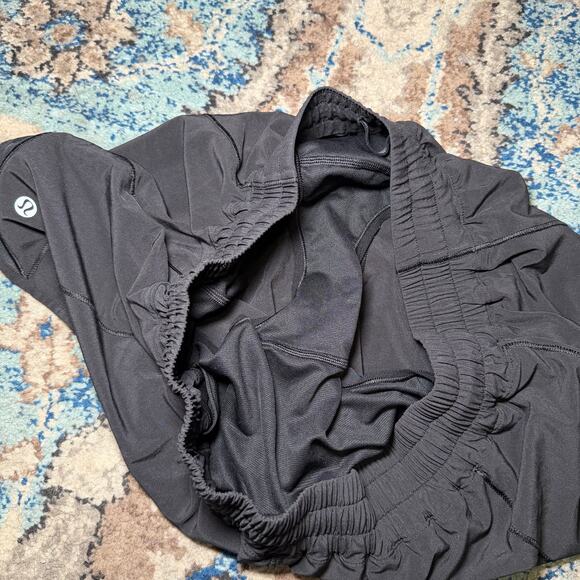 Lululemon Hotty Hot Short II - Picture 4 of 4